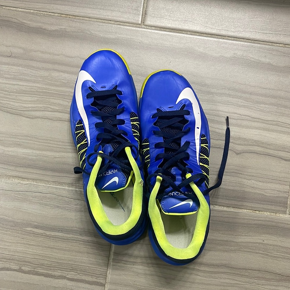Mike Hyperdunk low sz 13